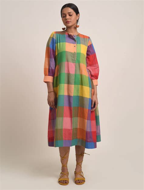 Barahmasi Rangili Collection: Handwoven Kutch Dresses with Vibrant ...