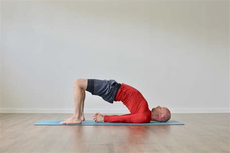 Glutes and Yoga - Essential yoga body parts -YOGATEKET
