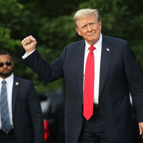 “We Will Get Destroyed”: Evangelicals Are Quietly Ditching Donald Trump ...