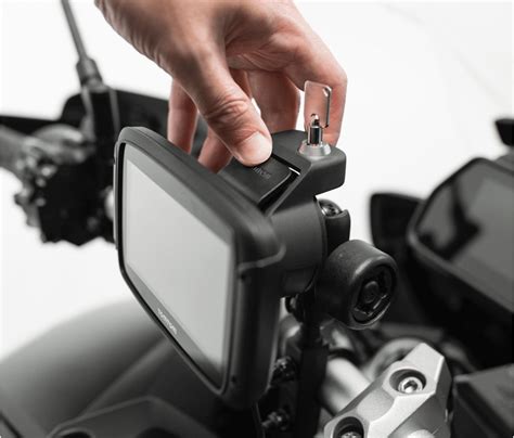 TomTom Rider 550 Premium Pack | Motorcycle GPS Navigation