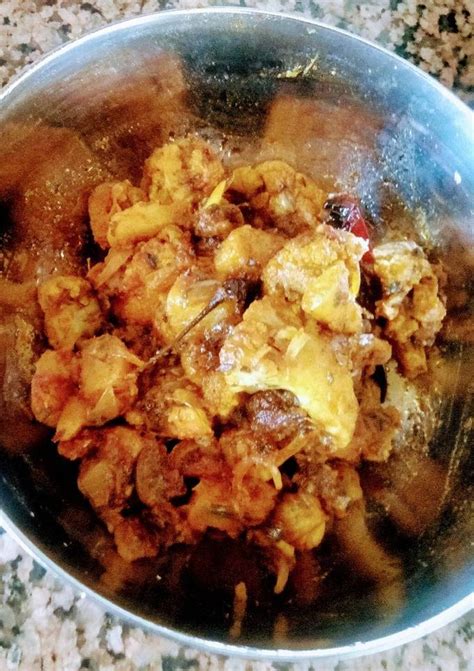 Dry Gobhi Recipe by Madhumita Biswal - Cookpad