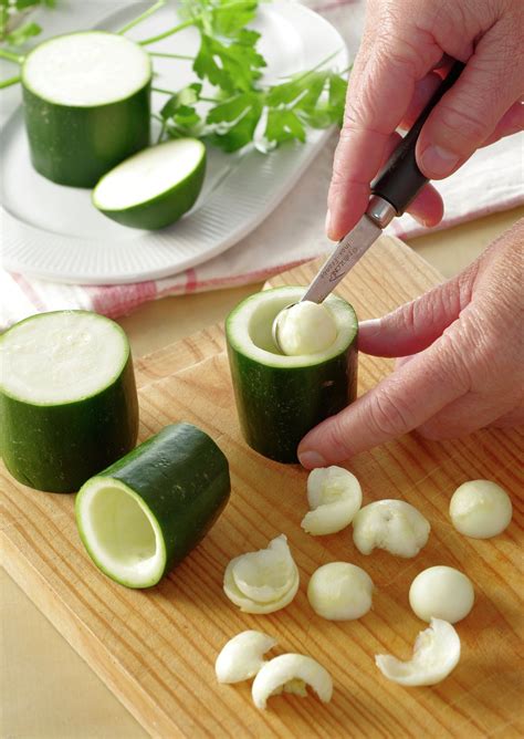 Calabacines rellenos al horno con verduras (muy fáciles)