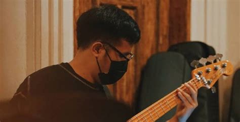 Image result for 5 String Bass Beginner Lessons
