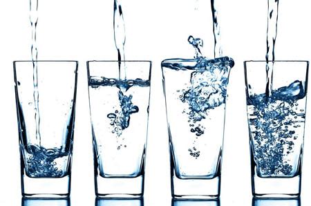 人喝太多的水真的会水中毒而死吗 | 冷饭网