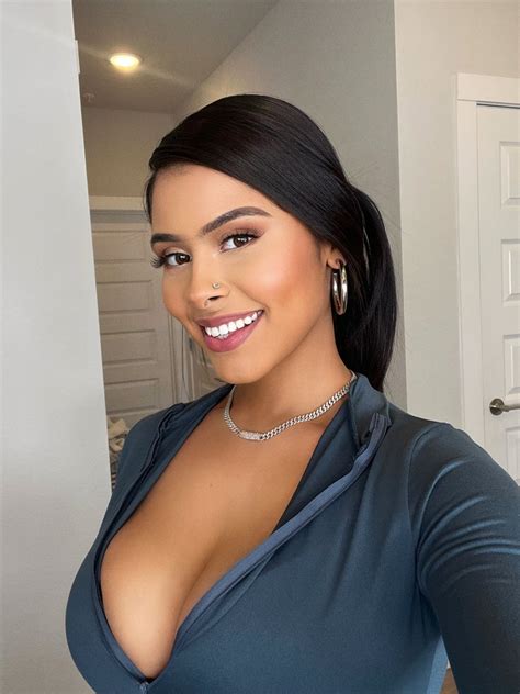 TW Pornstars - 1 pic. Elsaaababy. Twitter. The snack that smiles back ☺️. 3:42 PM - 10 Feb 2023