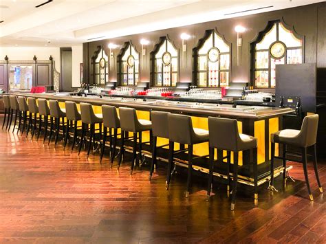 Restaurant Seating Area 的图像结果