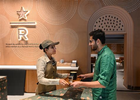 Starbucks celebrates 10 years of coffee and connections across 300 stores in India : Starbucks ...