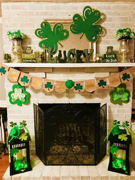 St. Patrick’s day fireplace decorations. | St patricks decorations, St ...