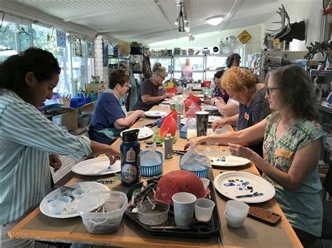 Mosaic Sunflower Workshop: a simple project introduces you to mosaicing ...