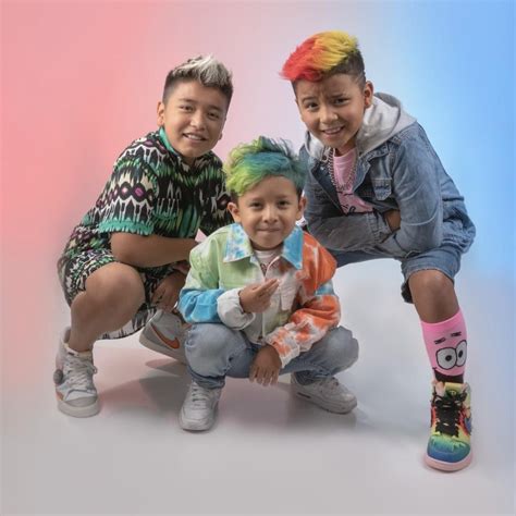 AHORITA (Lyrics in English) - Picus