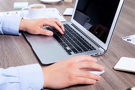 Computer in Businesses Images 的图像结果