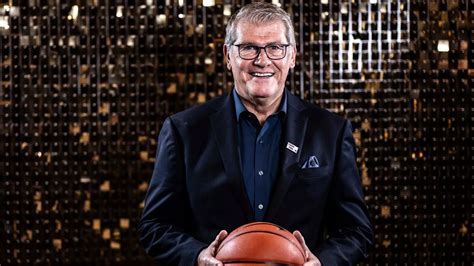 UConn Extends Contract of Geno Auriemma - University of Connecticut ...