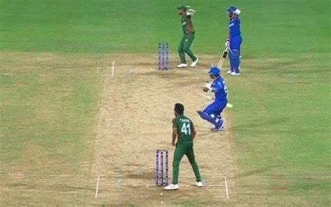 ICC reprimands Rashid Khan for throwing bat on the ground during T20 ...