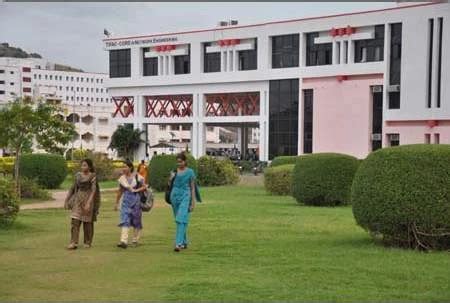 Top Architecture Colleges in Tamil Nadu | CollegeSearch