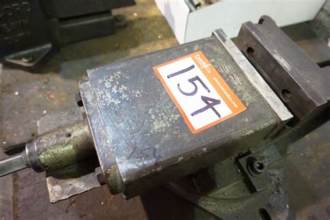 Swivel Machine Vice 的图像结果