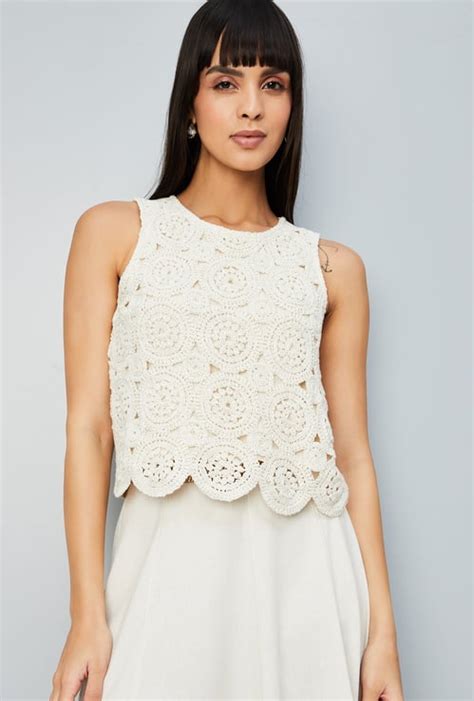 Buy Stylish T-Shirts for Women Online in India | Max Fashion