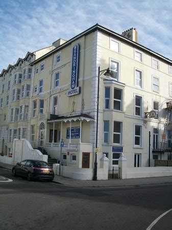 SANDRINGHAM HOTEL (Portsmouth) - Hotel Reviews, Photos, Rate Comparison ...