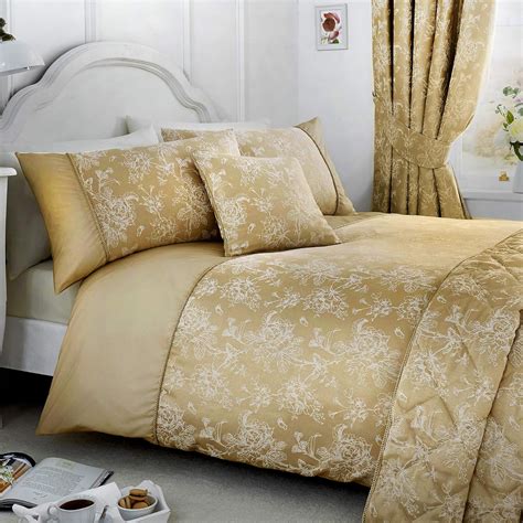Serene - Jasmine - Easy Care Duvet Cover Set | King Size | Champagne ...