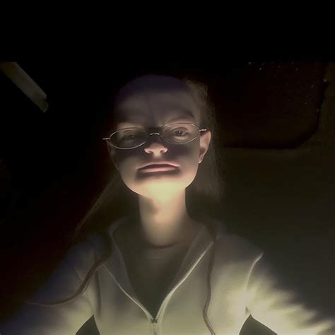 Sam has a huge crush on Letty. : r/fishtanklive