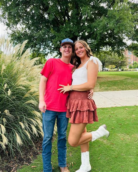 emma clarke (@emmaclarke_13) • Instagram photos and videos