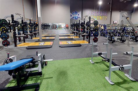 Crunch Fitness - Bankstown: Read Reviews and Book Classes on ClassPass