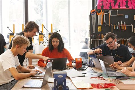 Build an app with UNSW Founders at Campbelltown, Staff Training Centre ...
