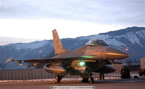 F16战斗机摄影图__军事武器_现代科技_摄影图库_昵图网nipic.com
