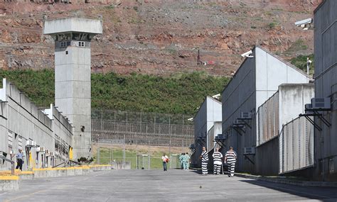 Do Hawaii Prisons Overuse Solitary Confinement? - Honolulu Civil Beat