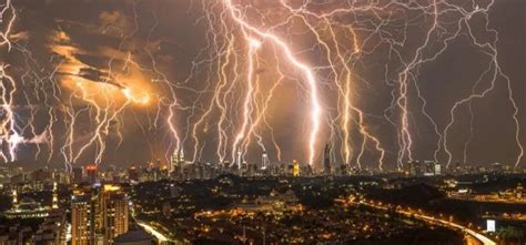 Incredible Stack Photo Of Lightning Strike In Malaysia
