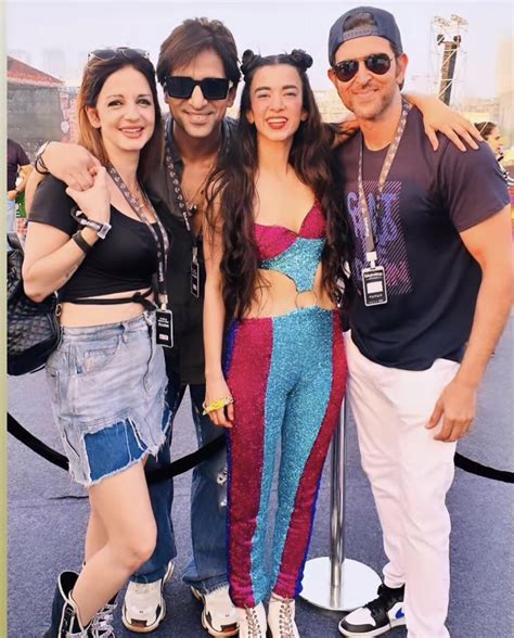 Suzanne and Hrithik’s current gf have some similarities in terms of ...