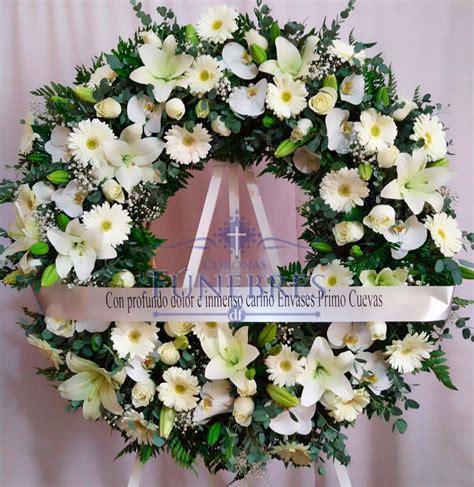 Corona de condolencias para Caballero Ilumíname – Florería Sharon ...
