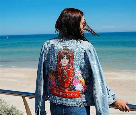 Рисунки на одежде Роспись джинсовки Куртка с принтом Русская Матрешка в ...