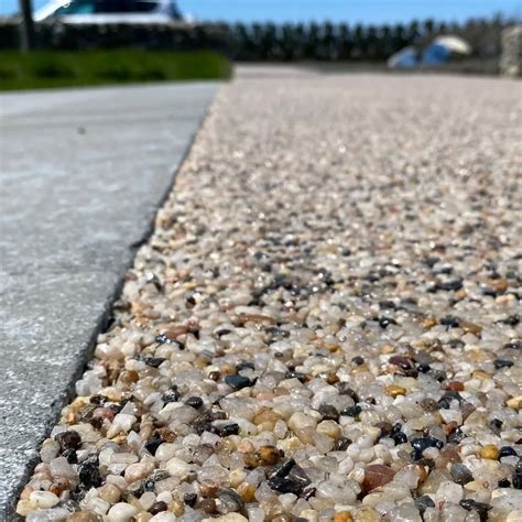 How Much Does a Gravel Driveway Cost? - Heaven Gables