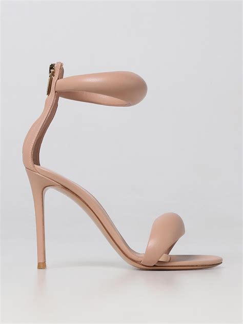 GIANVITO ROSSI: Flat sandals woman - Peach | Gianvito Rossi heeled ...