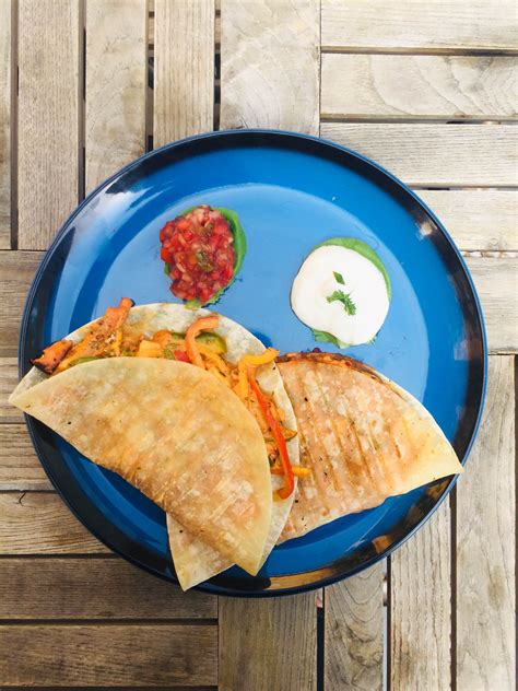 Treat Yourself With Some Delish Food & Drinks At Aura Cafe | LBB