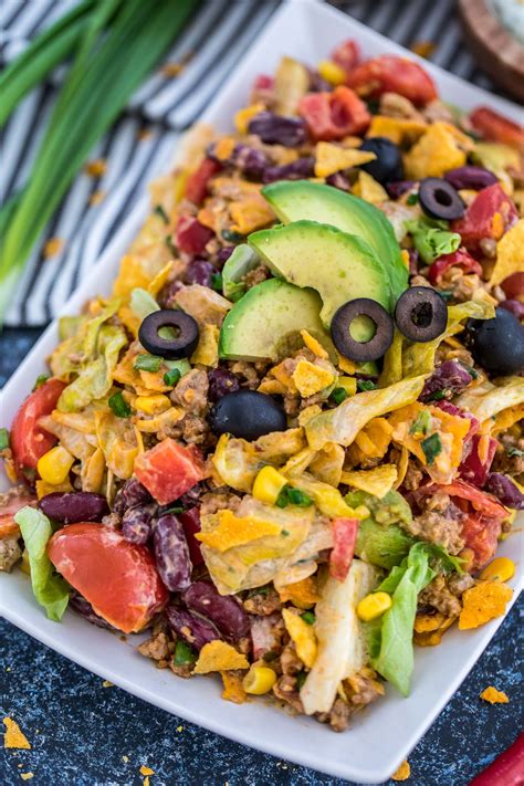 Easy Taco Salad with Ground Beef Recipe [video] - S&SM