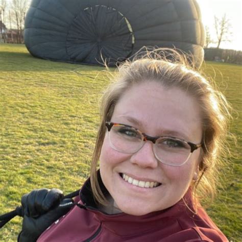 WatchMeFly | Pilot Profile - Kaylee Slag