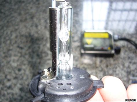 DIY 四期化油新勁戰改三段開關+前小燈開光+HID 6000K (加小燈線路教學) - Mobile01