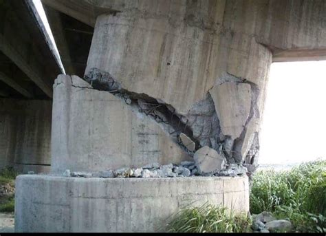 Structural Failure Examples 的图像结果