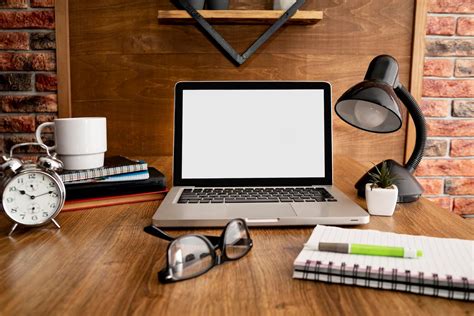 Study Hard Table 的图像结果