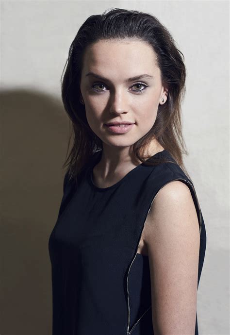Daisy Ridley | Daisy ridley hot, Daisy ridley, Daisy ridley star wars