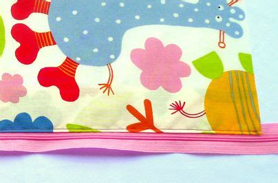 SewAttached: Zippered Pillowcase Tutorial