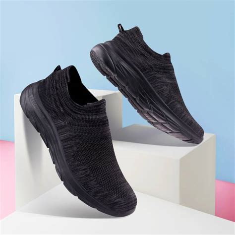 Black Sports Shoes - Buy Black Sports Shoes online at Best Prices in ...
