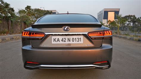 Lexus LS 500h 2018 Ultra Luxury Exterior Car Photos - Overdrive