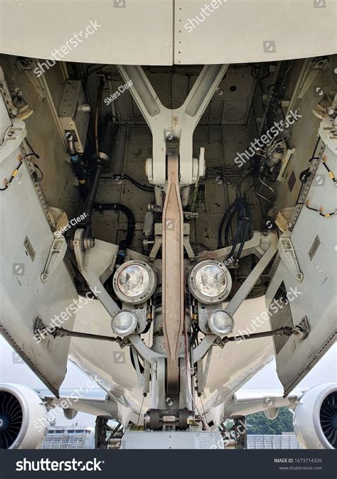Plane Wheel Well