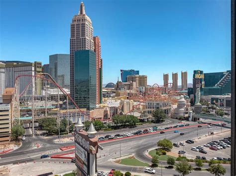 Is Las Vegas Safe for Tourists? + Safety Tips (2025)