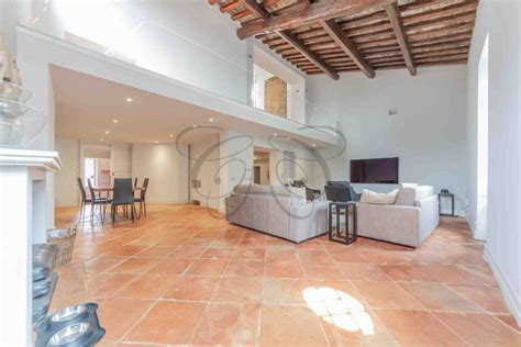Luxury Spanish Steps Penthouse: for Rent in the Center of Rome