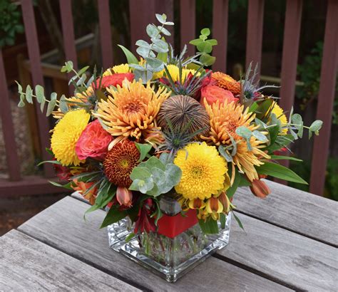 10+ Flowers For Thanksgiving Table