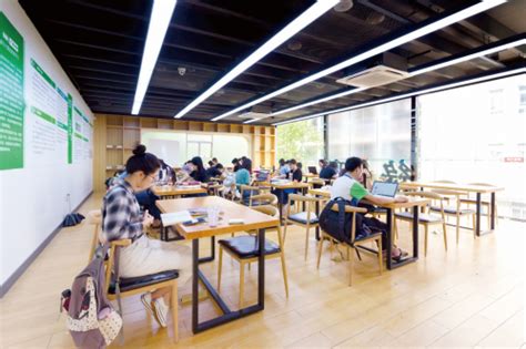 大学城校区大门-广东外语外贸大学 公开教育|外语培训|成人教育 招生网