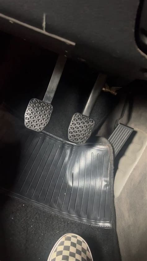 Clutch stuck to floor | Scrolller